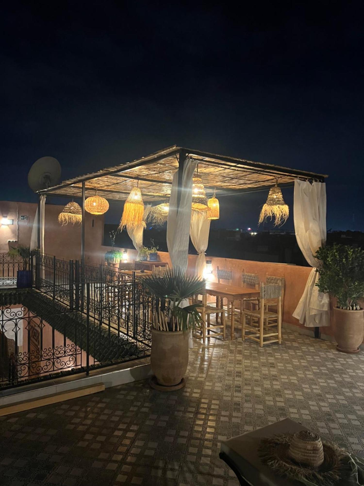 Riad Dar Lakbira Маракеш Екстериор снимка